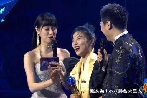 女主持叮当背景,从幕后到台前，揭秘女主持的成长之路