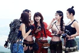 铁血娇娃花絮海边,碧海银滩上的青春风采